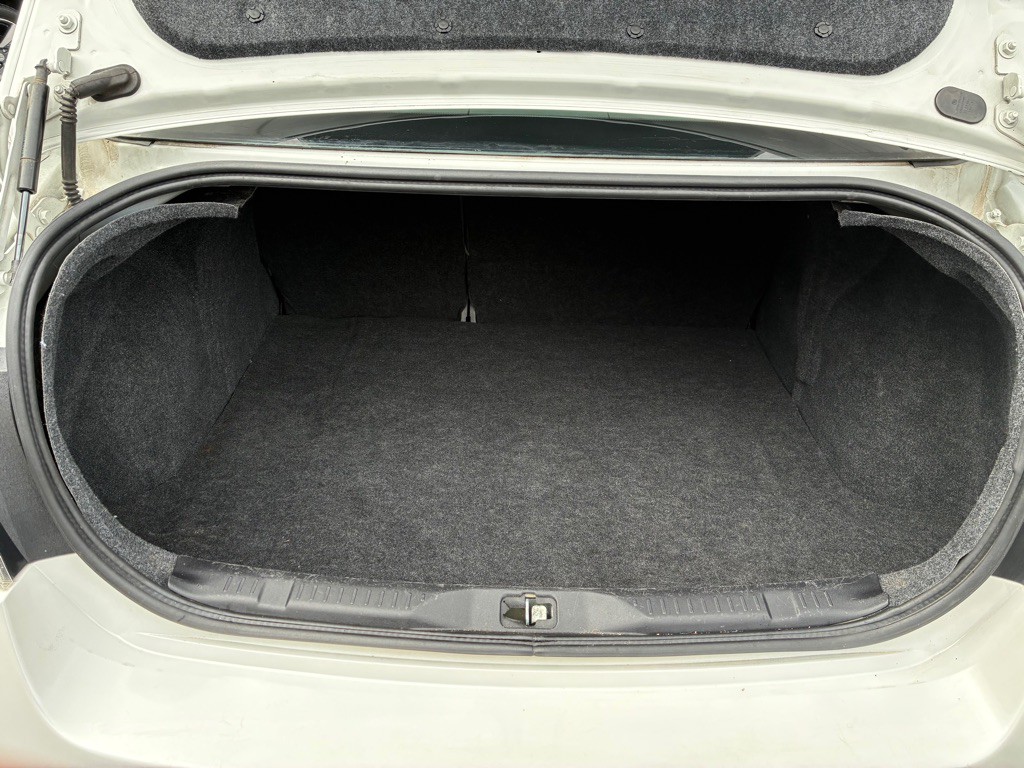 2012 Nissan Sentra Image 11