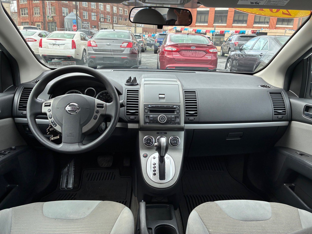 2012 Nissan Sentra Image 13