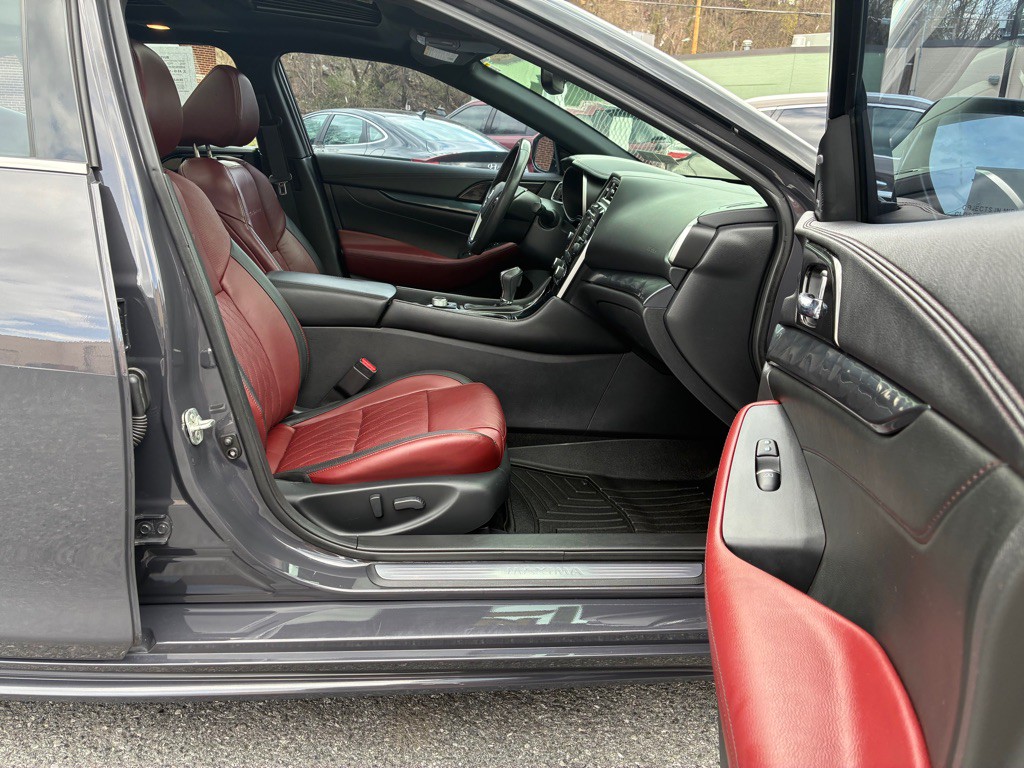 2021 Nissan Maxima Image 9