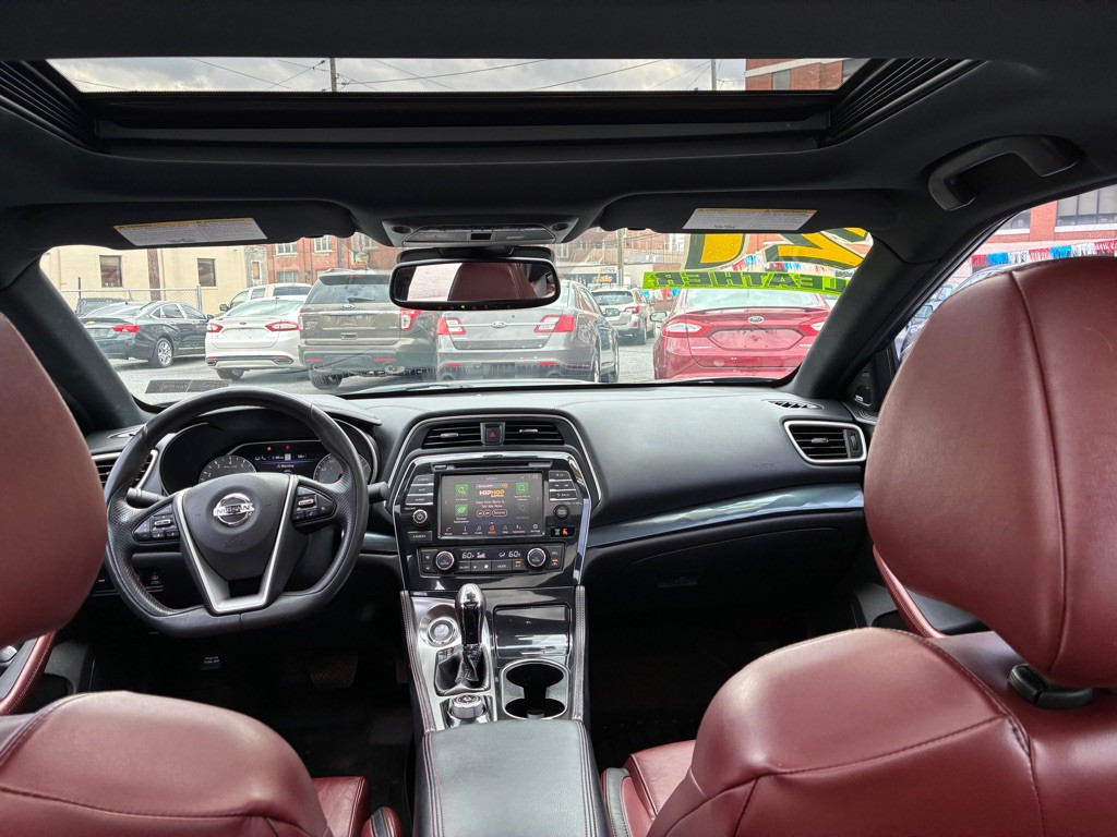2021 Nissan Maxima Image 13