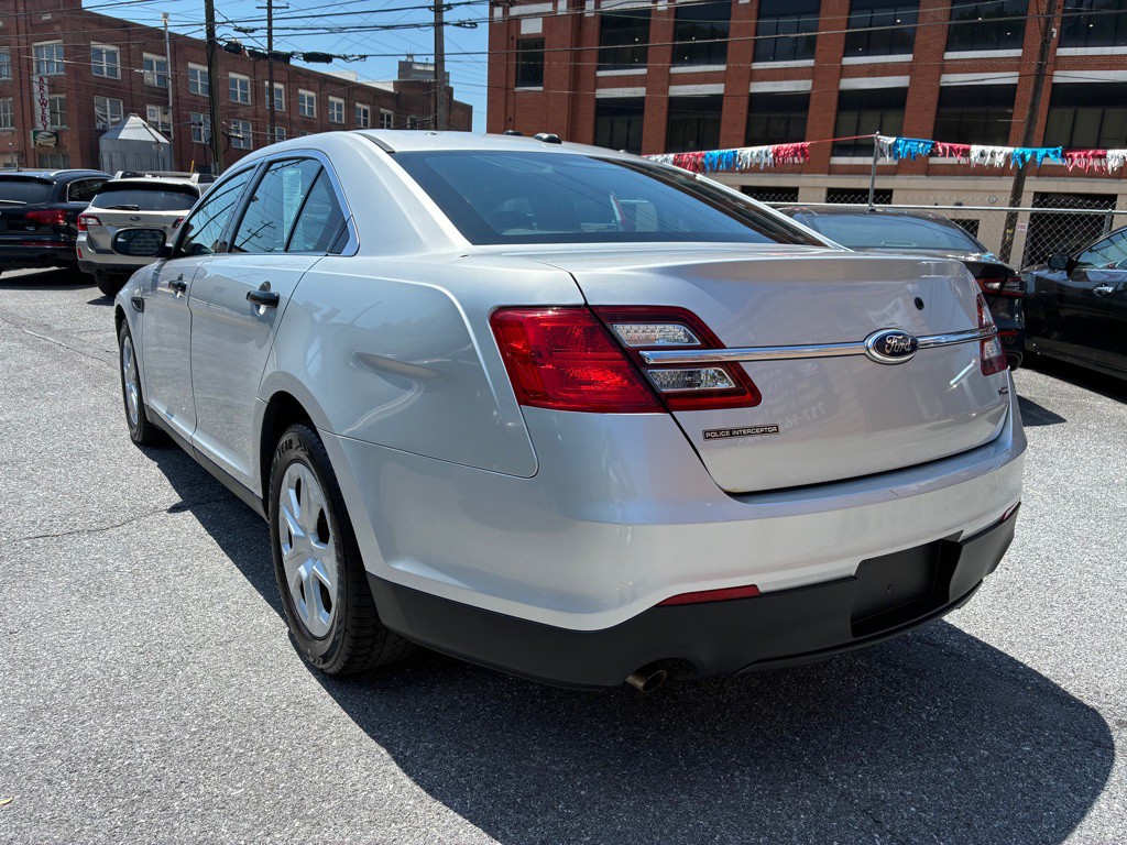 2013 Ford Taurus Image 3