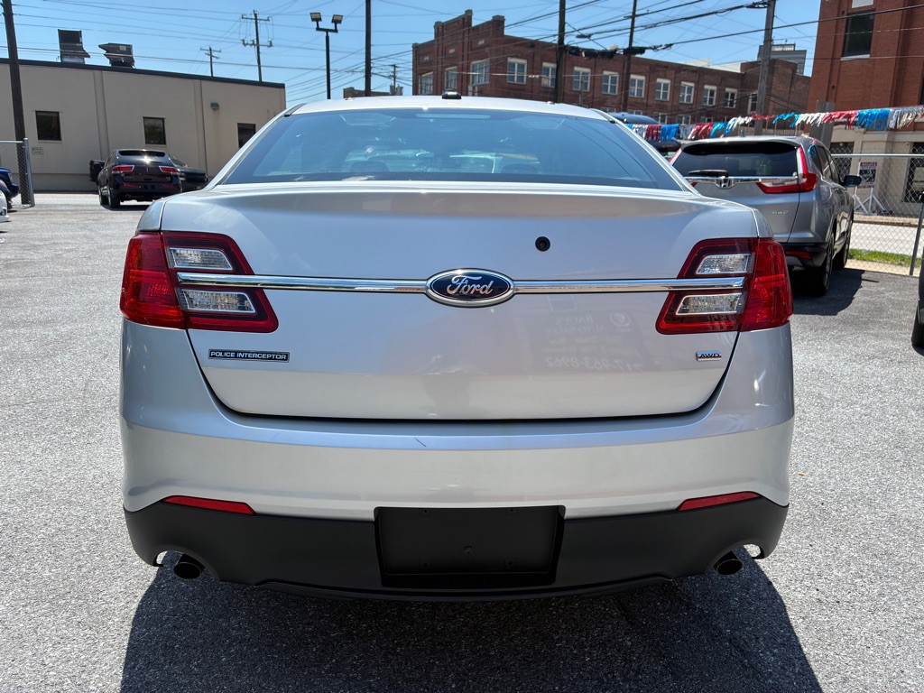2013 Ford Taurus Image 4