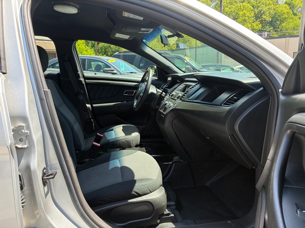 2013 Ford Taurus Image 8