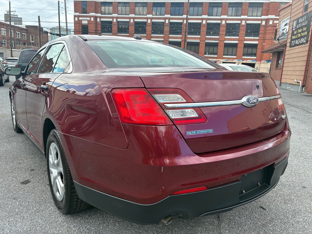 2017 Ford Taurus Image 3