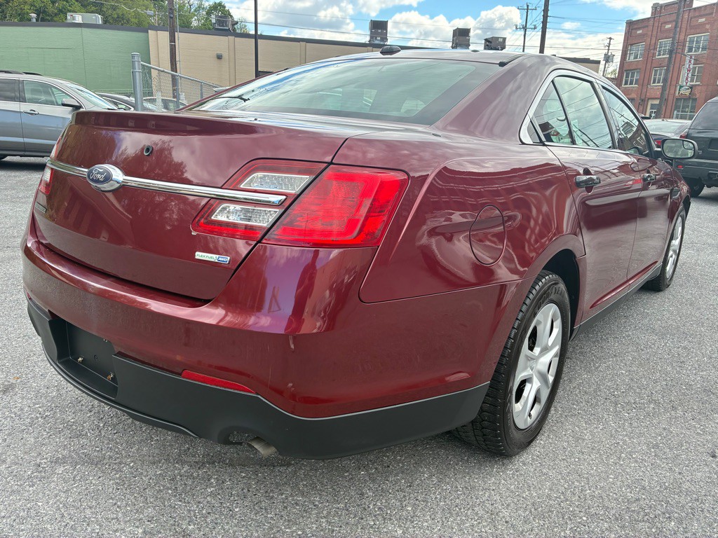 2017 Ford Taurus Image 5