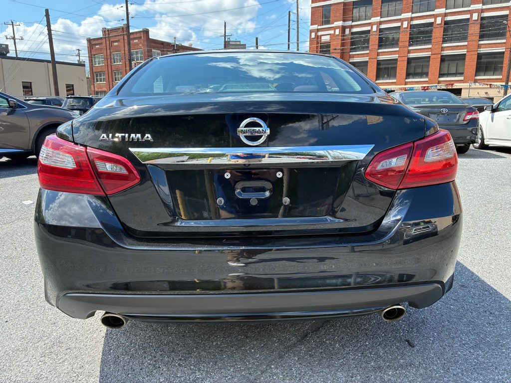 2018 Nissan Altima Image 4