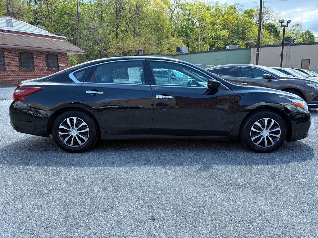 2018 Nissan Altima Image 6