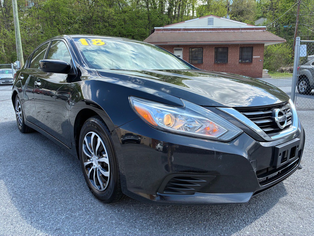 2018 Nissan Altima Image 8