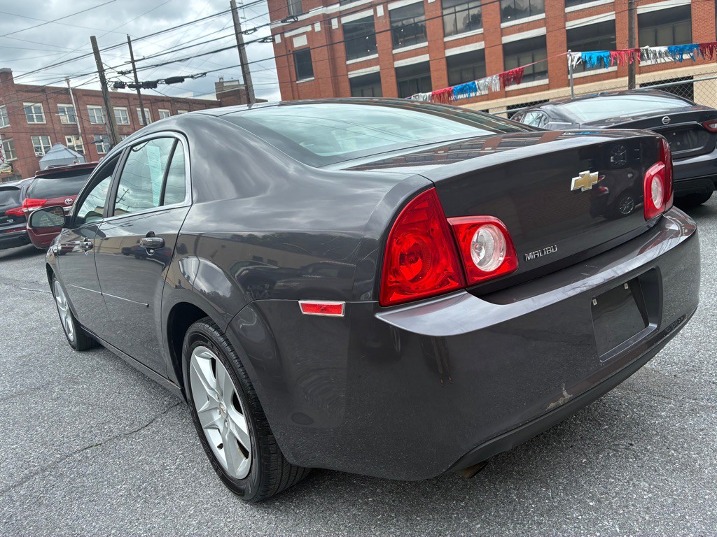 2012 Chevrolet Malibu Image 3