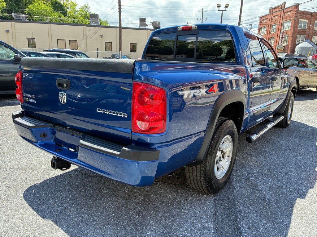 2010 Dodge Dakota Image 5