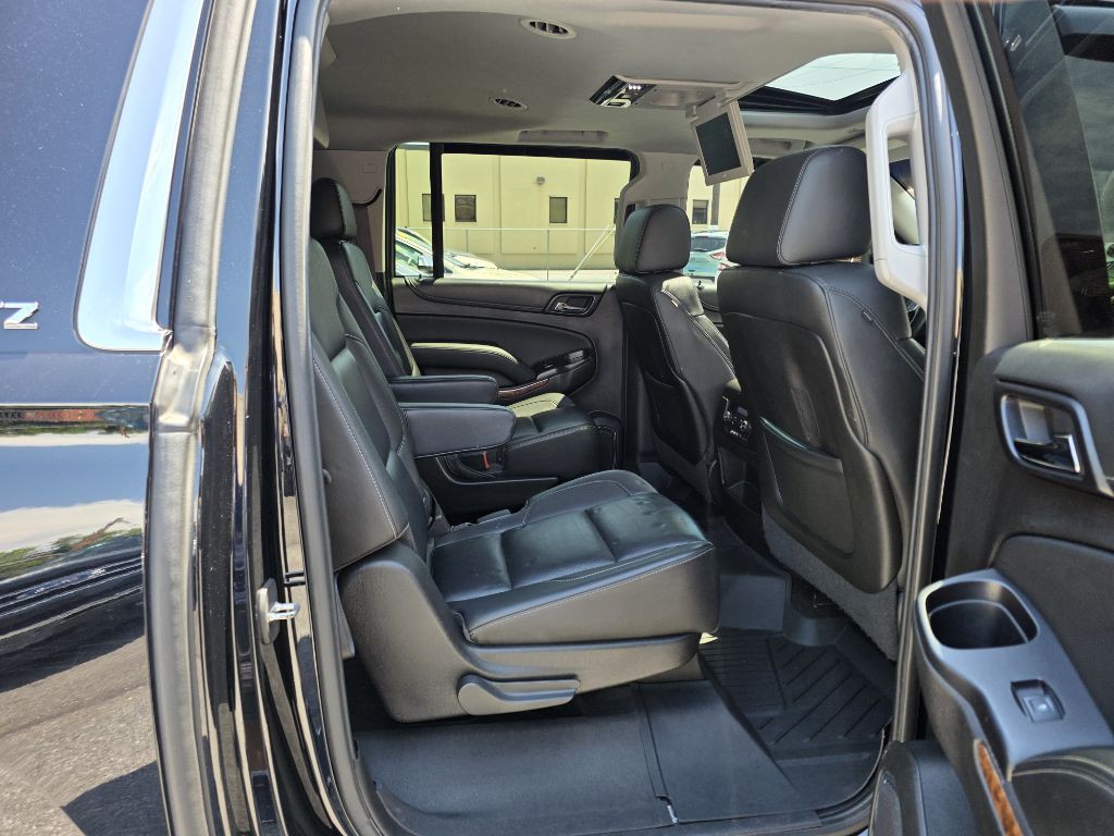2016 Chevrolet Suburban Image 19