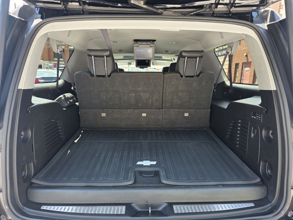 2016 Chevrolet Suburban Image 20