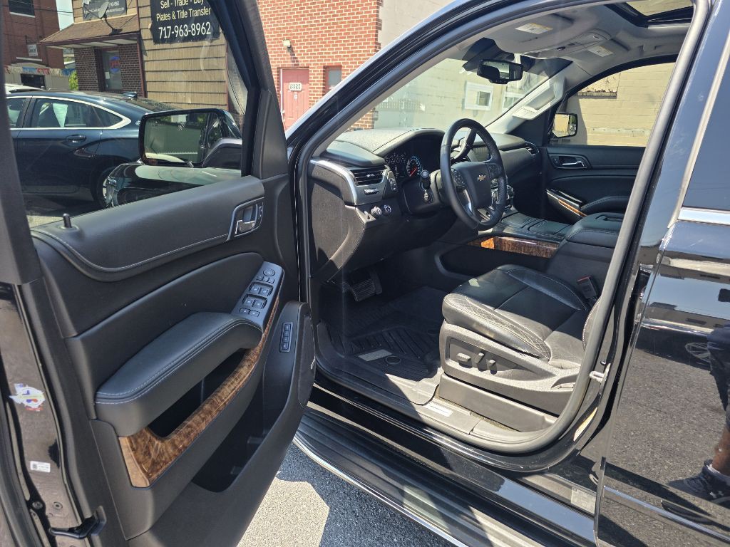 2016 Chevrolet Suburban Image 22