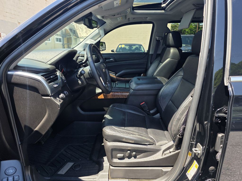 2016 Chevrolet Suburban Image 23