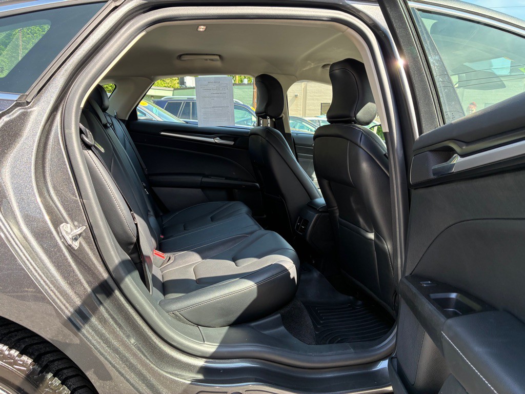 2018 Ford Fusion Image 10