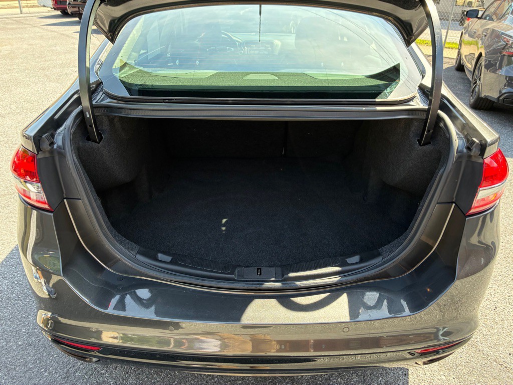 2018 Ford Fusion Image 11