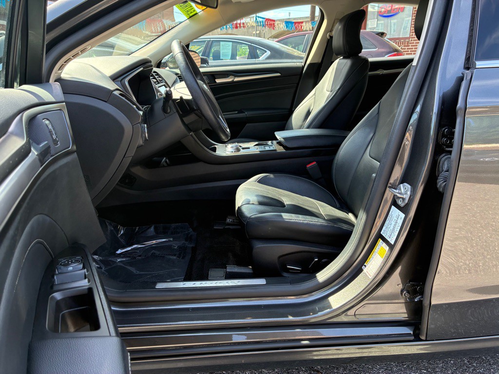 2018 Ford Fusion Image 14