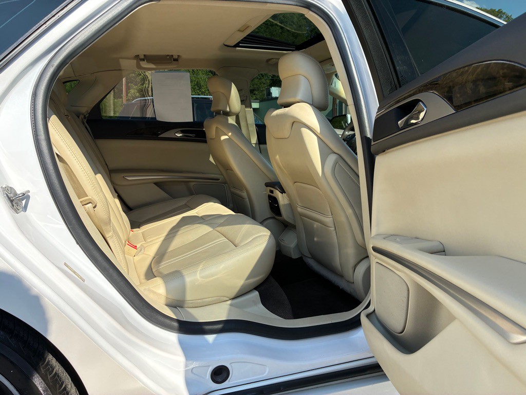 2013 Lincoln MKZ Image 10