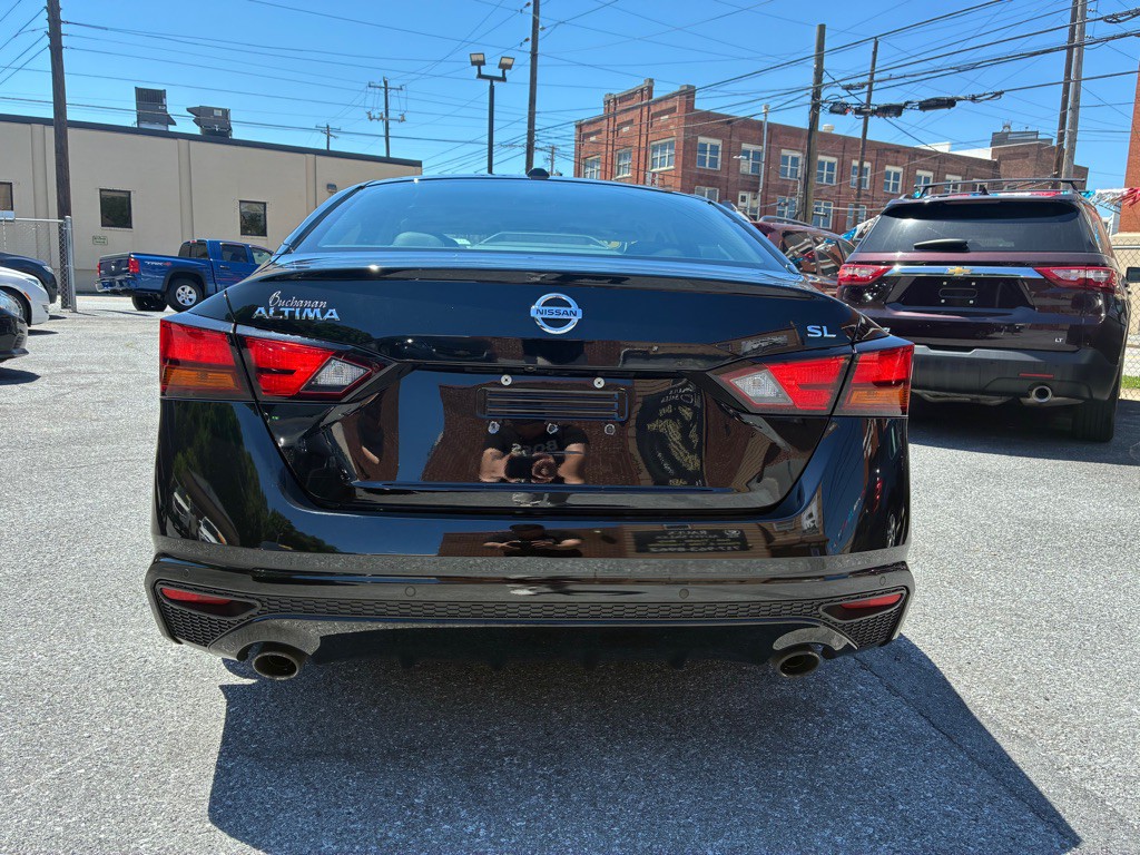 2019 Nissan Altima Image 4