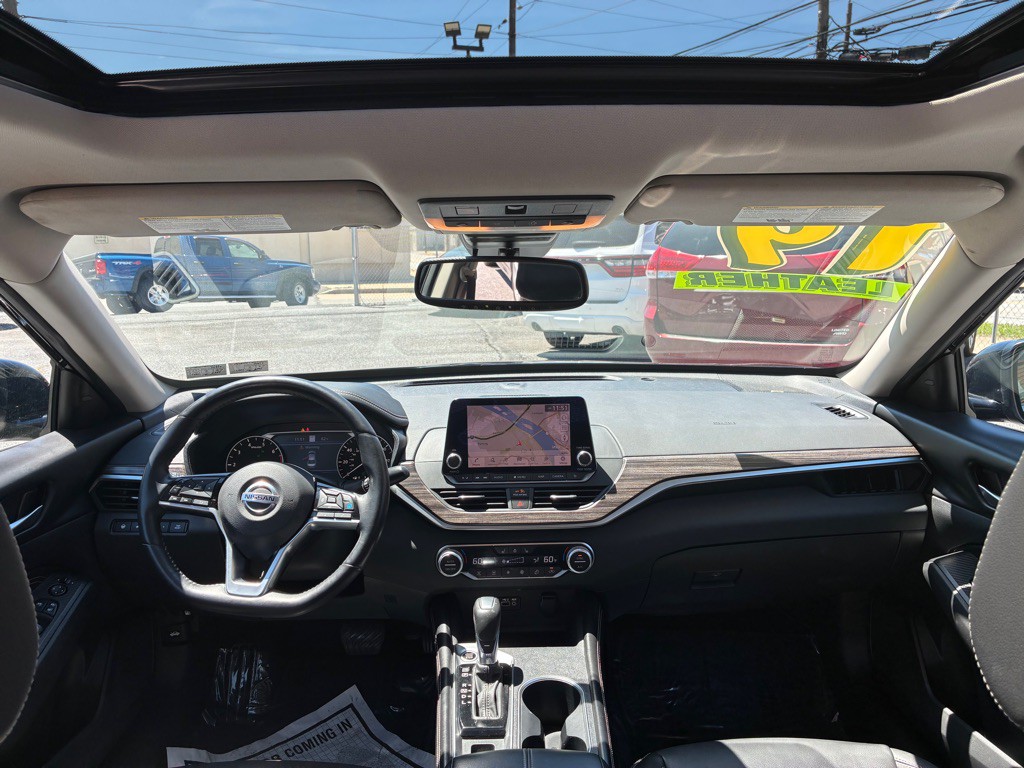 2019 Nissan Altima Image 13