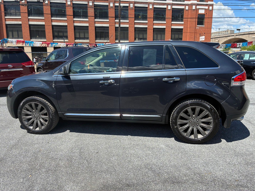 2015 Lincoln MKX Image 2