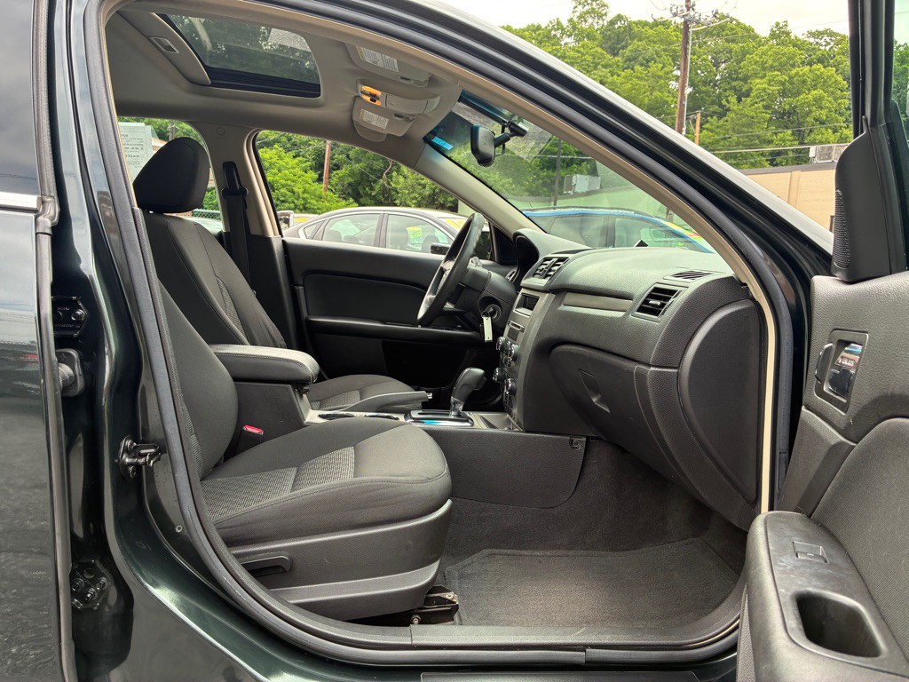 2010 Ford Fusion Image 9