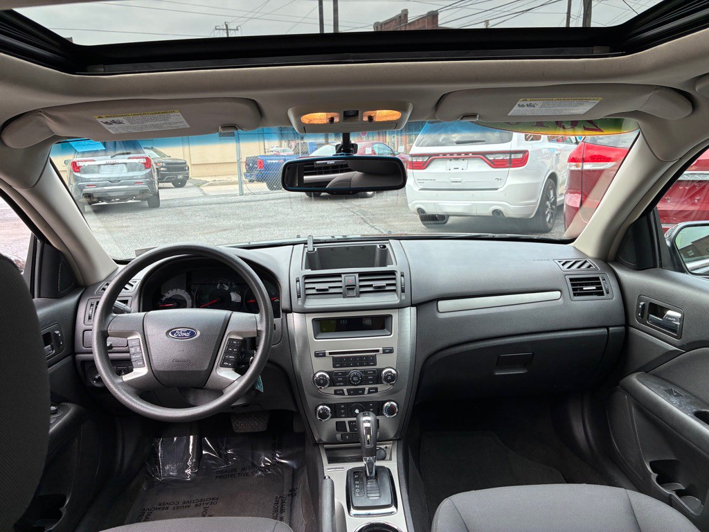 2010 Ford Fusion Image 13