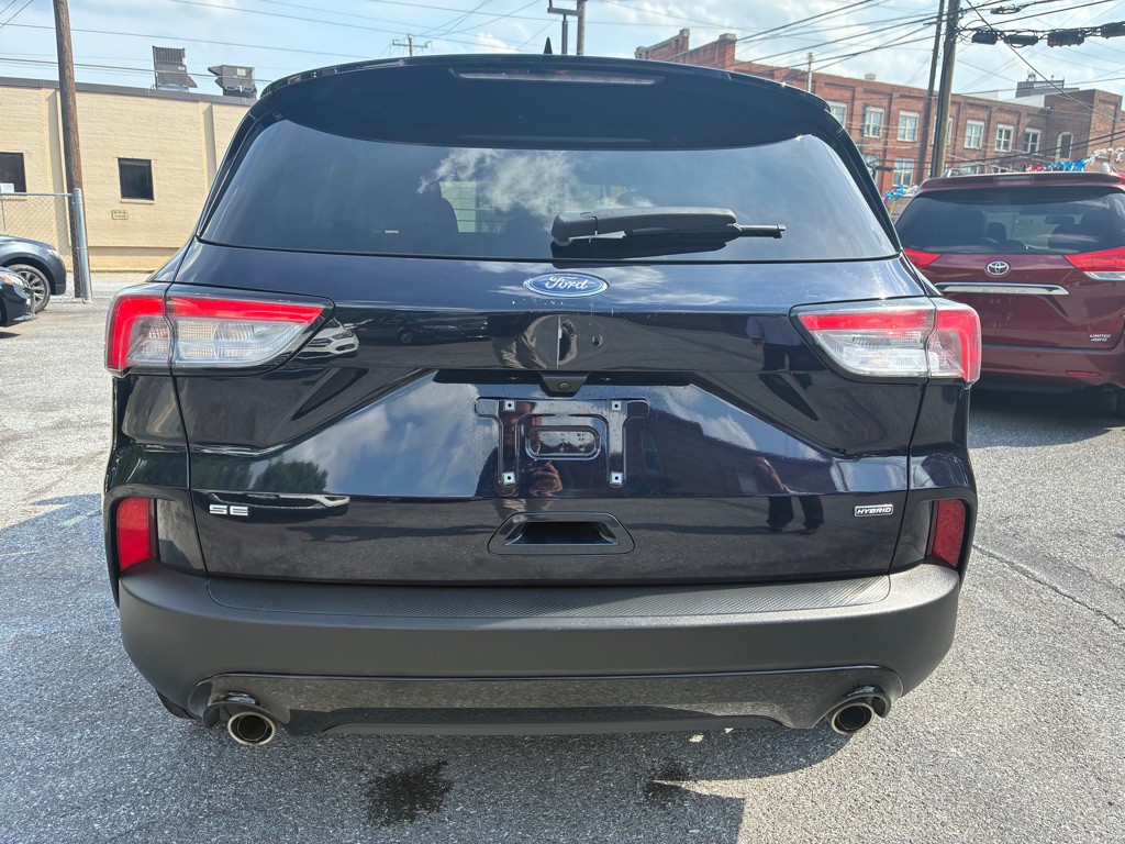 2021 Ford Escape Image 4