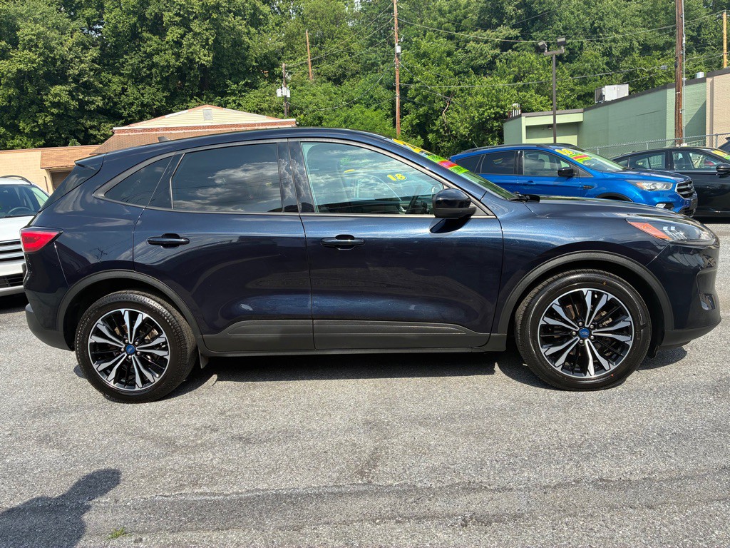 2021 Ford Escape Image 6