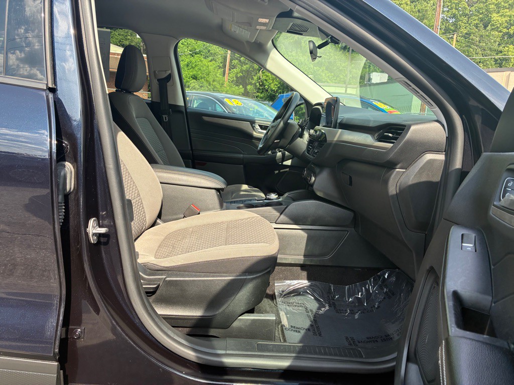 2021 Ford Escape Image 9