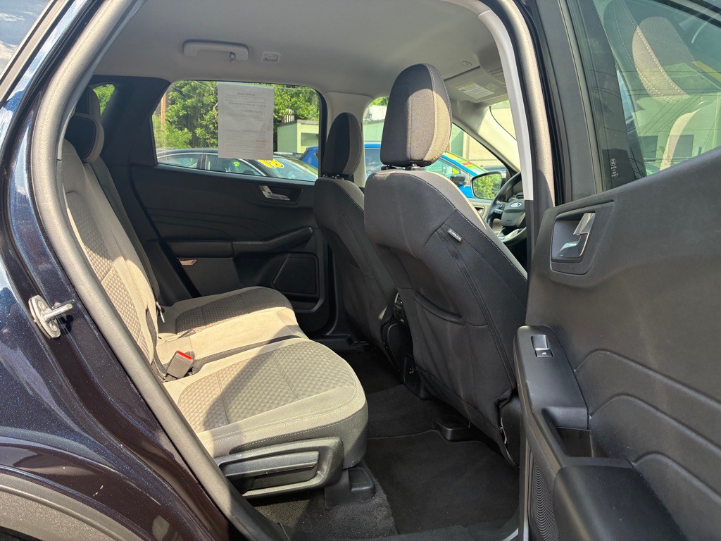 2021 Ford Escape Image 10