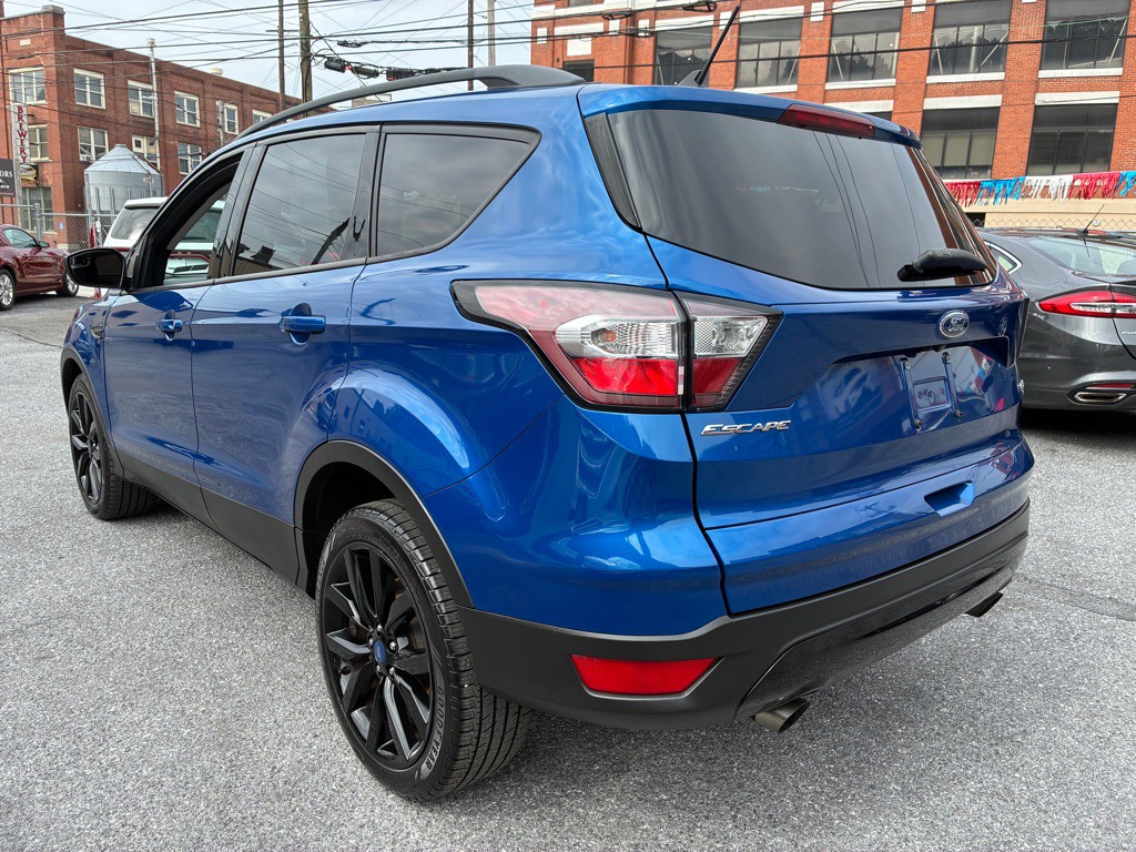 2018 Ford Escape Image 3
