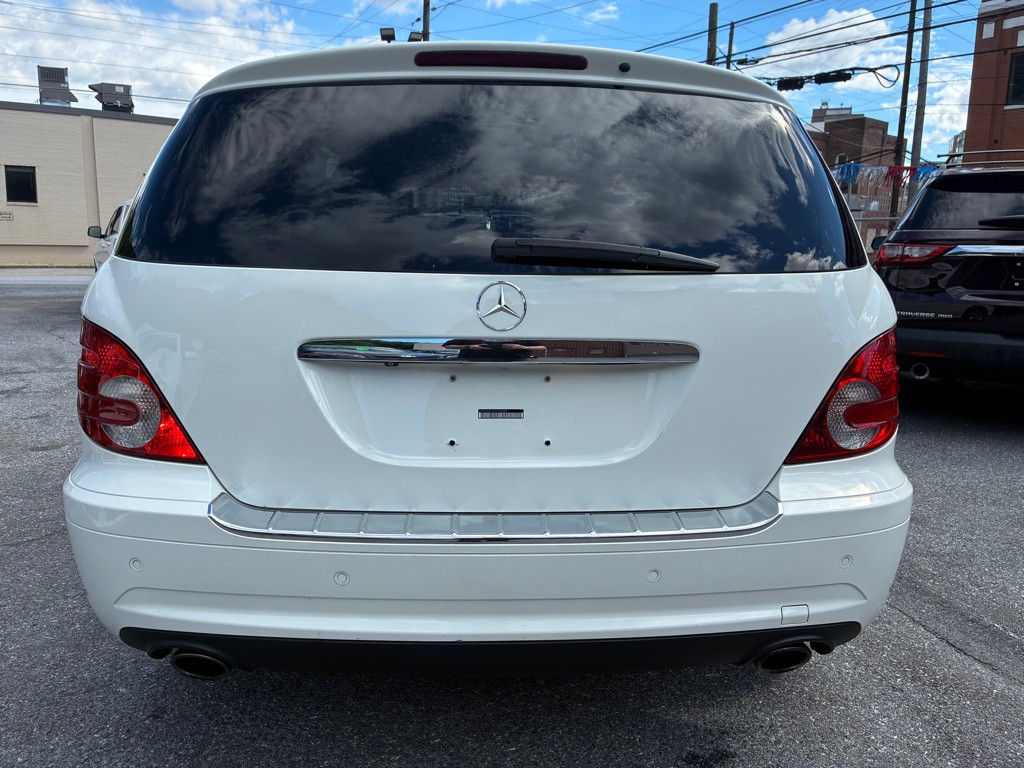 2010 Mercedes-Benz R-Class Image 4