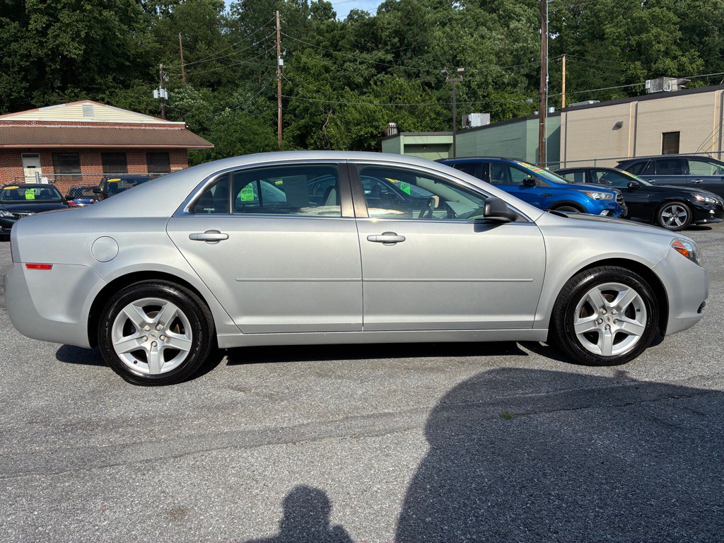 2012 Chevrolet Malibu Image 6