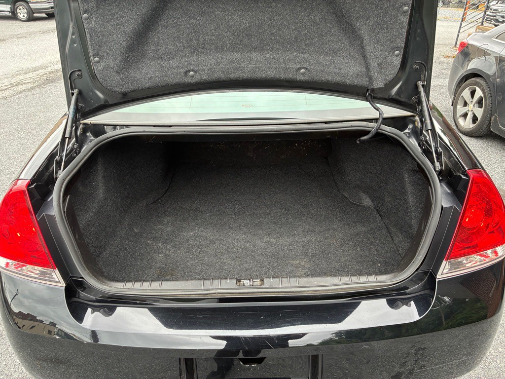 2015 Chevrolet Impala Image 11