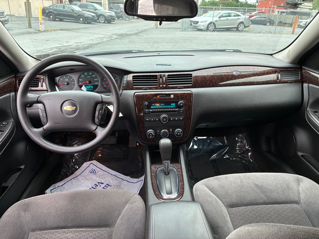 2015 Chevrolet Impala Image 13