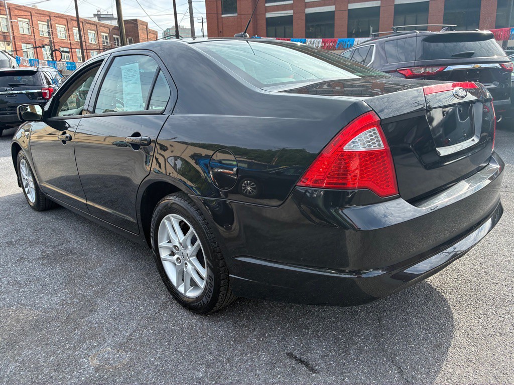 2012 Ford Fusion Image 3