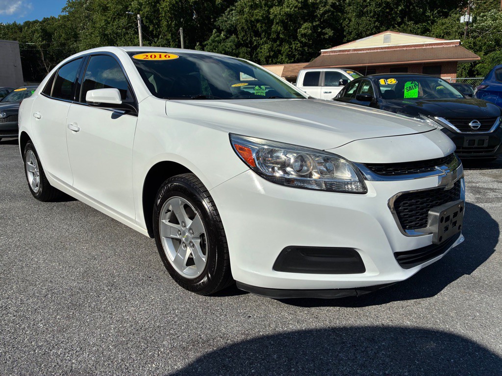 2016 Chevrolet Malibu Image 7