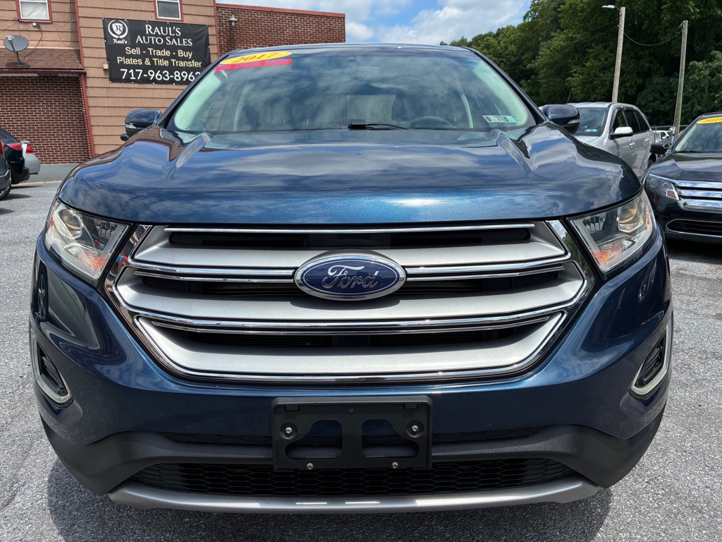 2017 Ford Edge Image 8