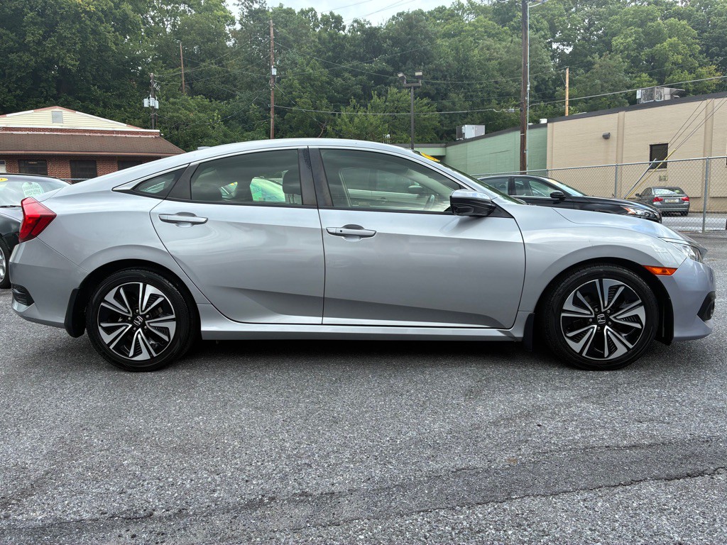2018 Honda Civic Image 6