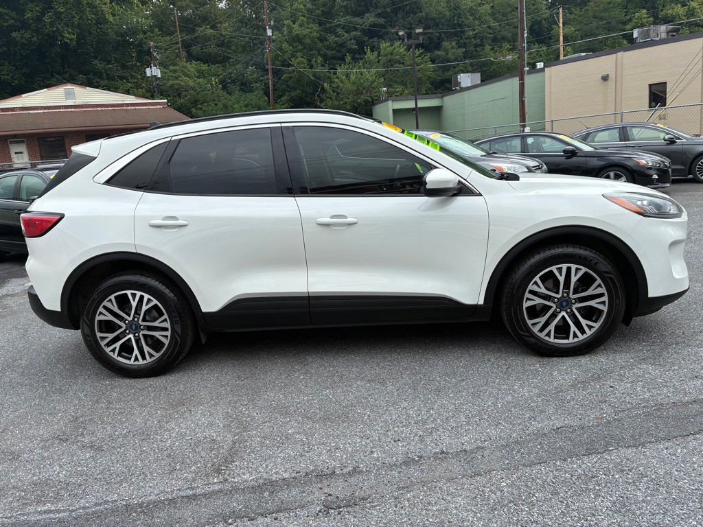 2020 Ford Escape Image 6