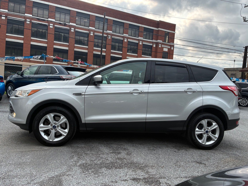 2014 Ford Escape Image 2