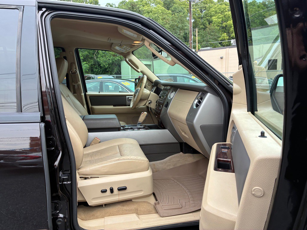 2013 Ford Expedition Image 9