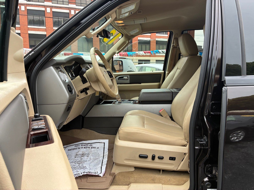 2013 Ford Expedition Image 16