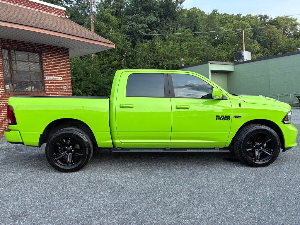 2017 RAM 1500 Image 6