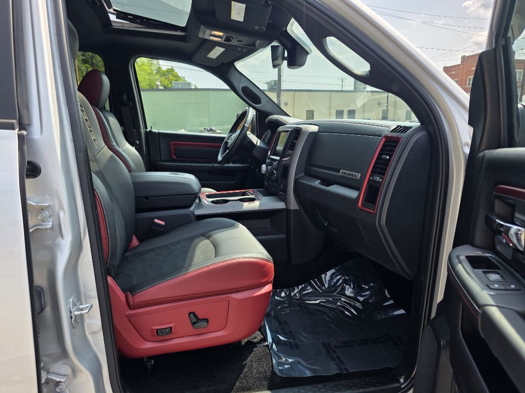 2016 RAM 1500 Image 9
