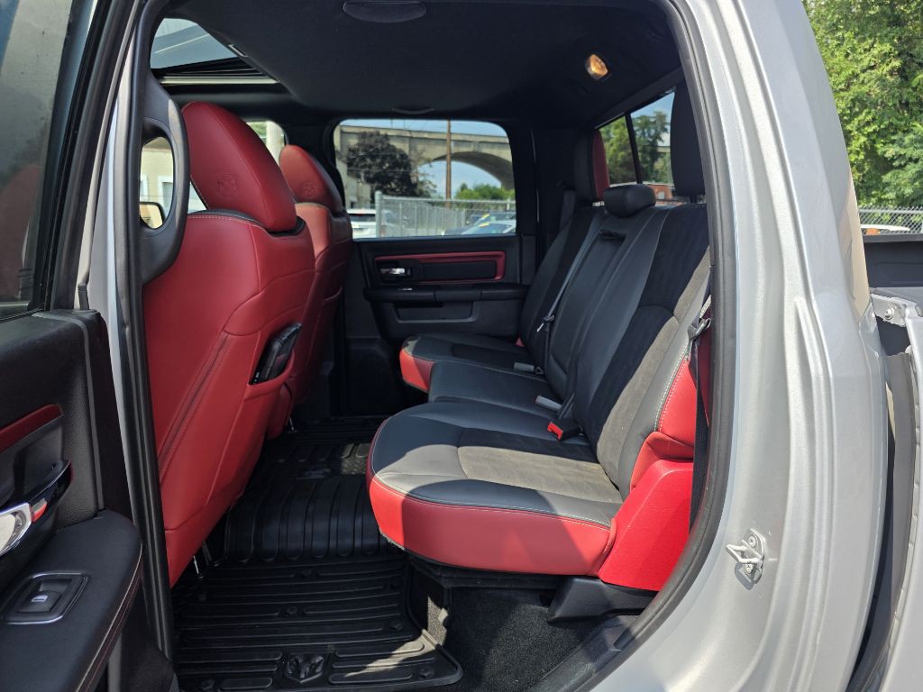 2016 RAM 1500 Image 16