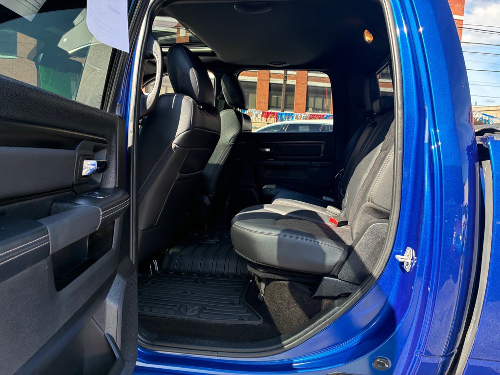 2017 RAM 1500 Image 12