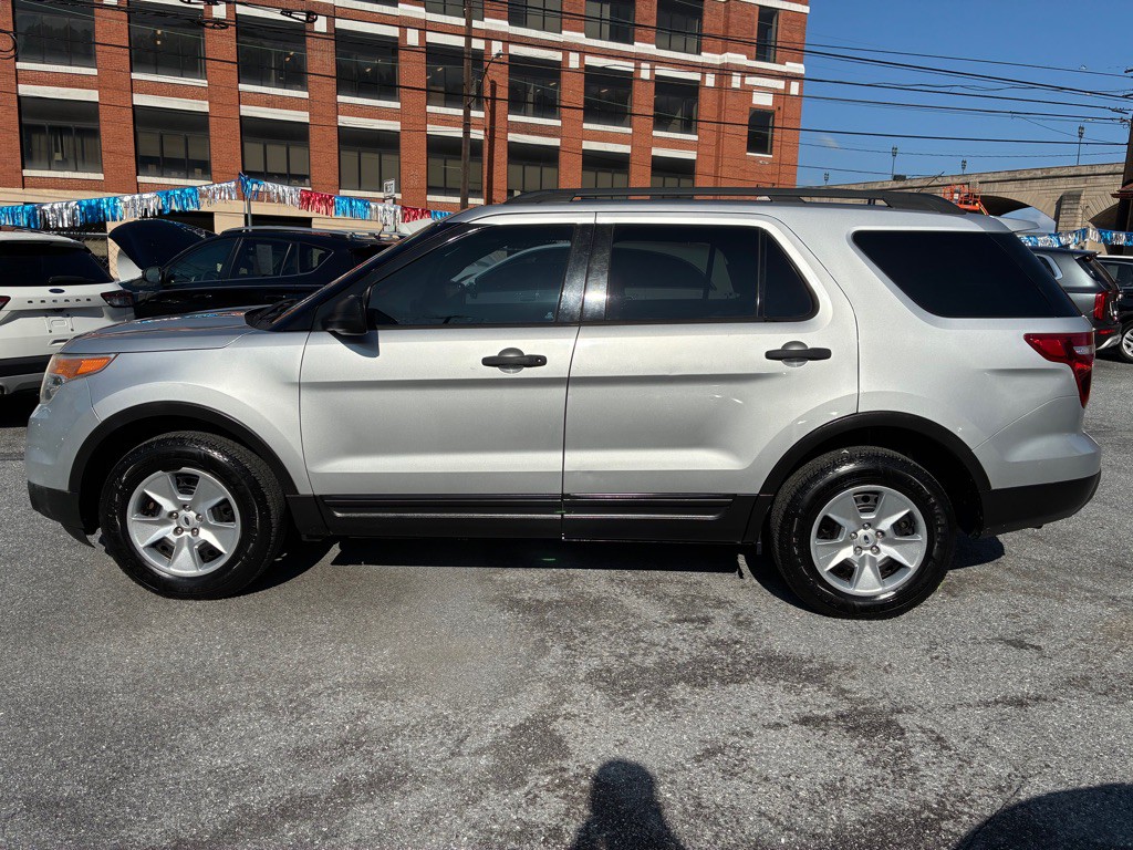 2014 Ford Explorer Image 2