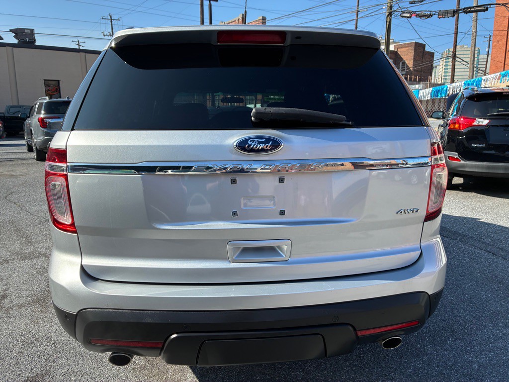 2014 Ford Explorer Image 4